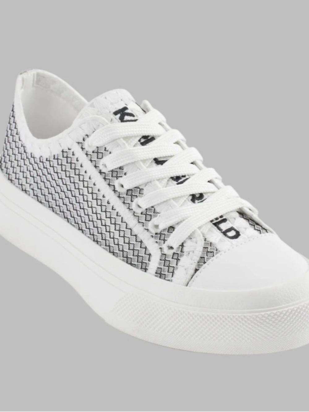 KARL LAGERFELD PARIS Women's Giddeon Sneakers Shoes Size 11 Black/White NWOB